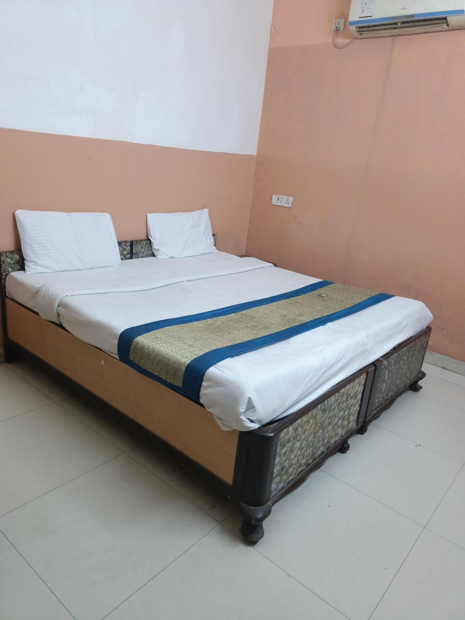 Hotel Royal India - Vijay Enclave New Delhi Extérieur photo